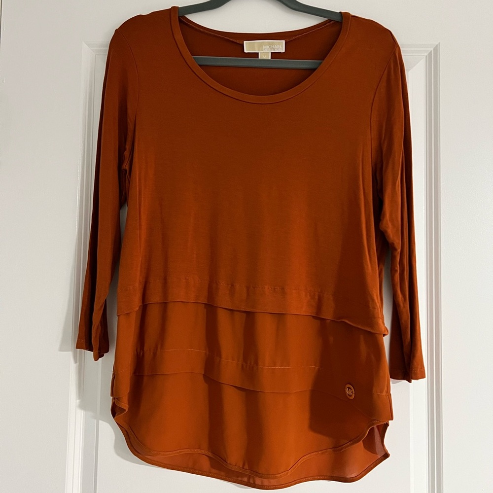 Michael Kors rust orange M top